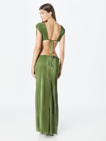 Rochie de seară de la Misspap pe verde