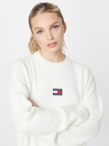 Tommy Jeans Πλεκτό φόρεμα σε μπεζ