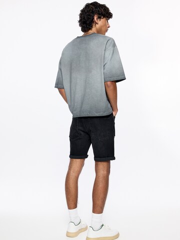 Pull&Bear Regular Jeans in Black