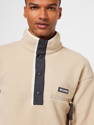 COLUMBIA Athletic Sweater in Beige