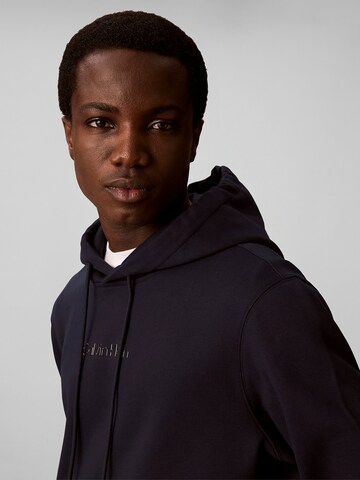 Calvin Klein Sweatshirt in Blau