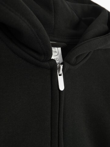 Cool Club Tréning dzseki - fekete