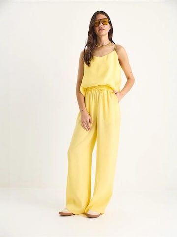 Bianco Lucci - Roupa de casa 'Zweiteiliges Set' em amarelo