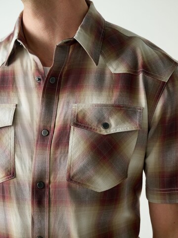 Next Regular Fit Hemd in Rot