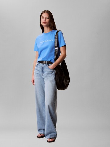 T-shirt Calvin Klein Jeans en bleu