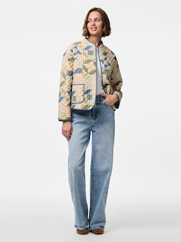 Giacca di mezza stagione 'PCRikke' di PIECES in beige