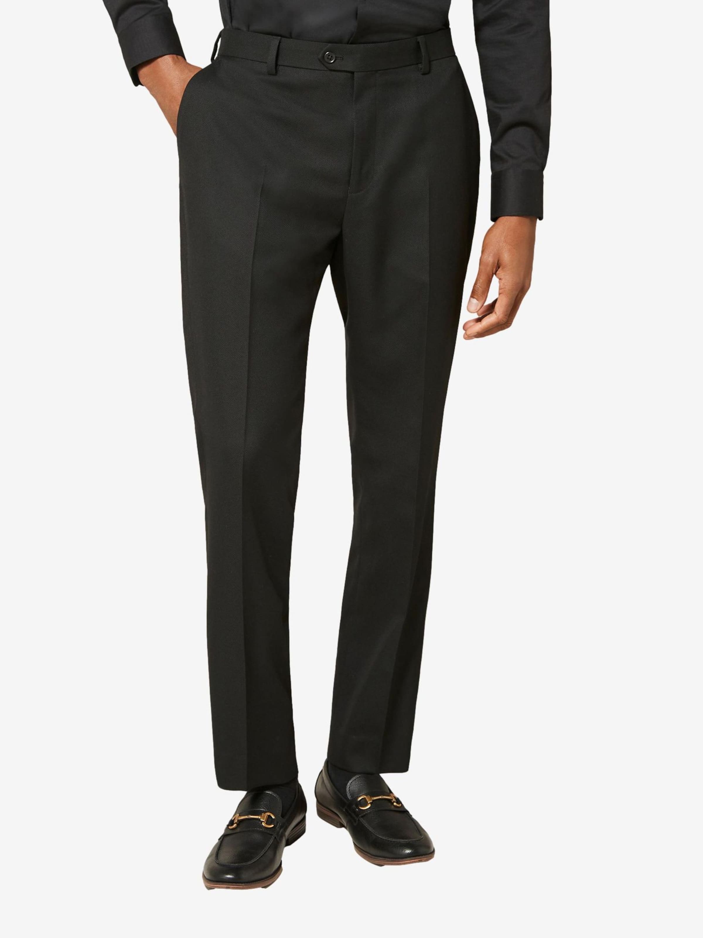 Next Regular Bügelfaltenhose in Schwarz: Vorderseite