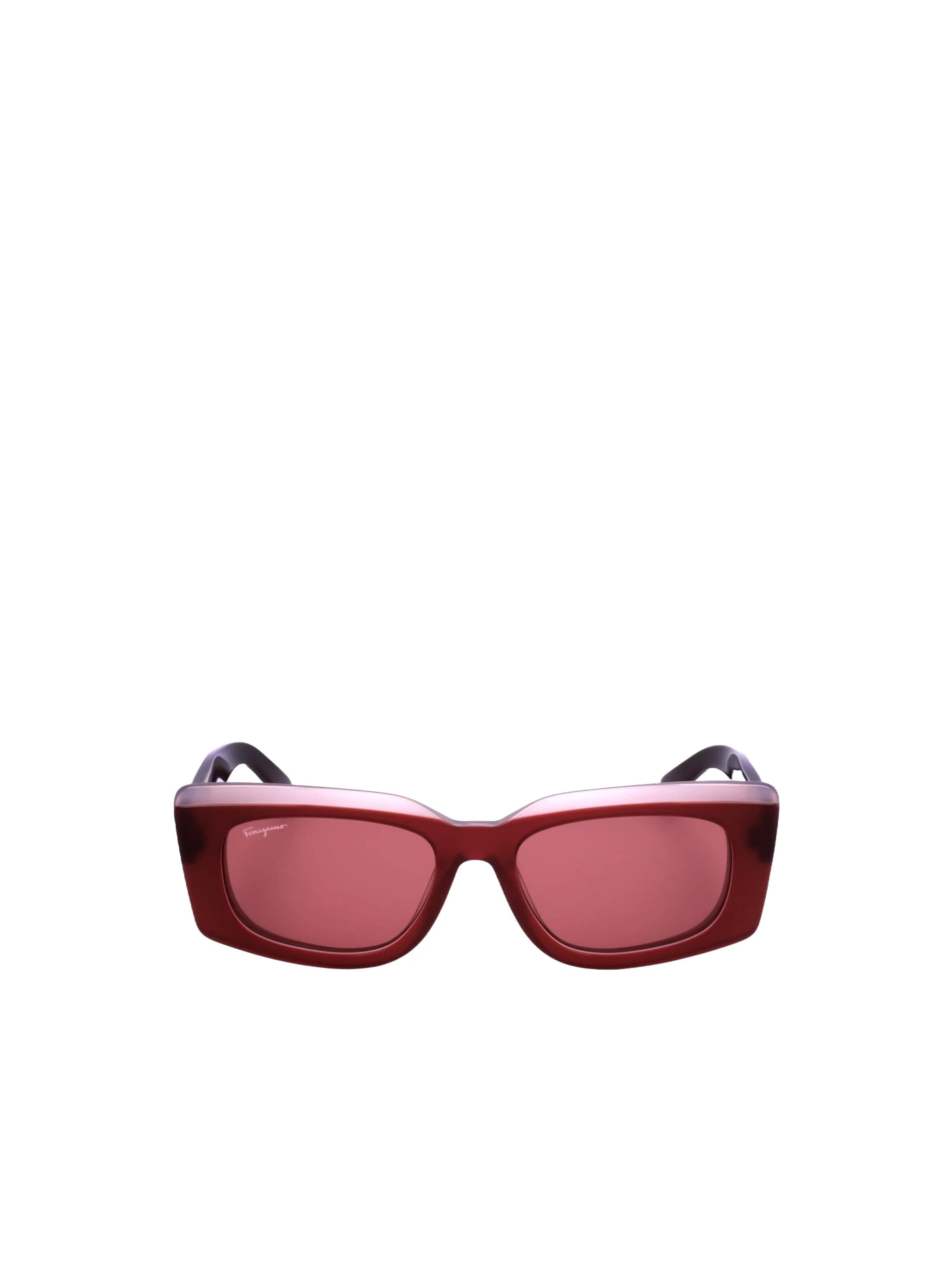 FERRAGAMO Lunettes de soleil 'SF1079S' en 54 en rouge, Vue avec produit