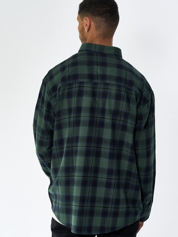 Legends Regular fit Button Up Shirt in Green
