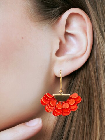 Gretchen Earrings 'Pam Pem' in Gold: front