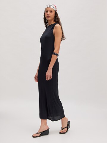 EDITED Dress 'Noura' in Black