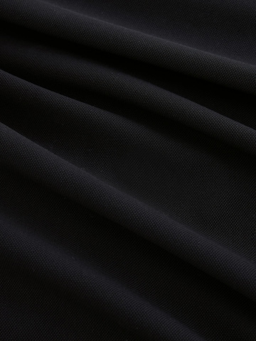 Tricou de la Next pe negru
