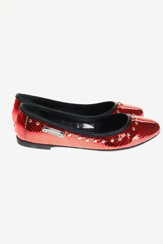 Galliano Flats & Loafers in 36 in Red