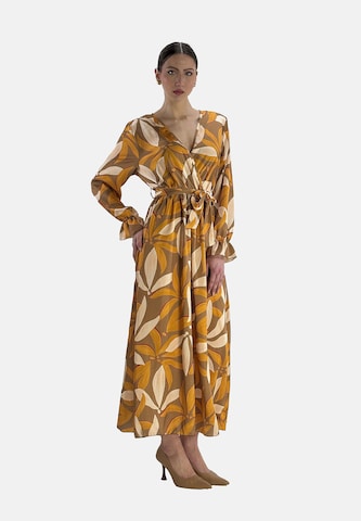Elara Kleid in Braun
