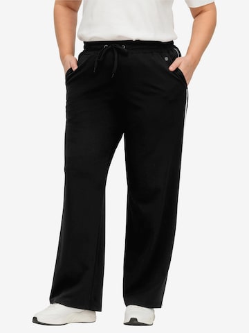 SHEEGO Loose fit Workout Pants in Black: front