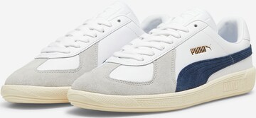 Sneaker bassa 'Army Trainer' di PUMA in bianco