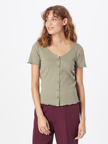 Stitch and Soul Shirt in Green: front