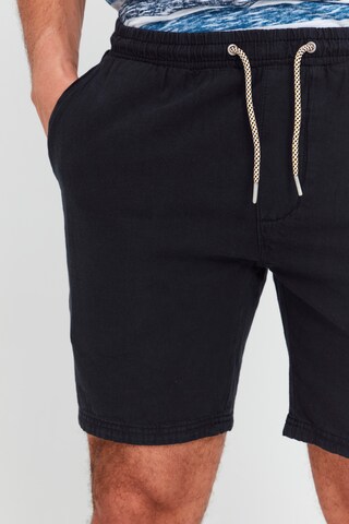 INDICODE JEANS Regular Shorts 'ABERAVON' in Schwarz