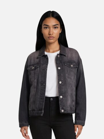 HEFTYKA Between-Season Jacket in Black