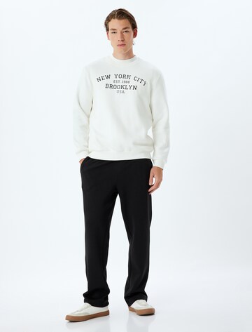 Koton Loosefit Broek in Zwart