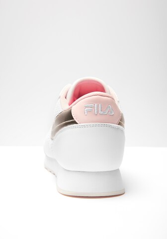 Baskets basses 'Orbit' FILA en blanc