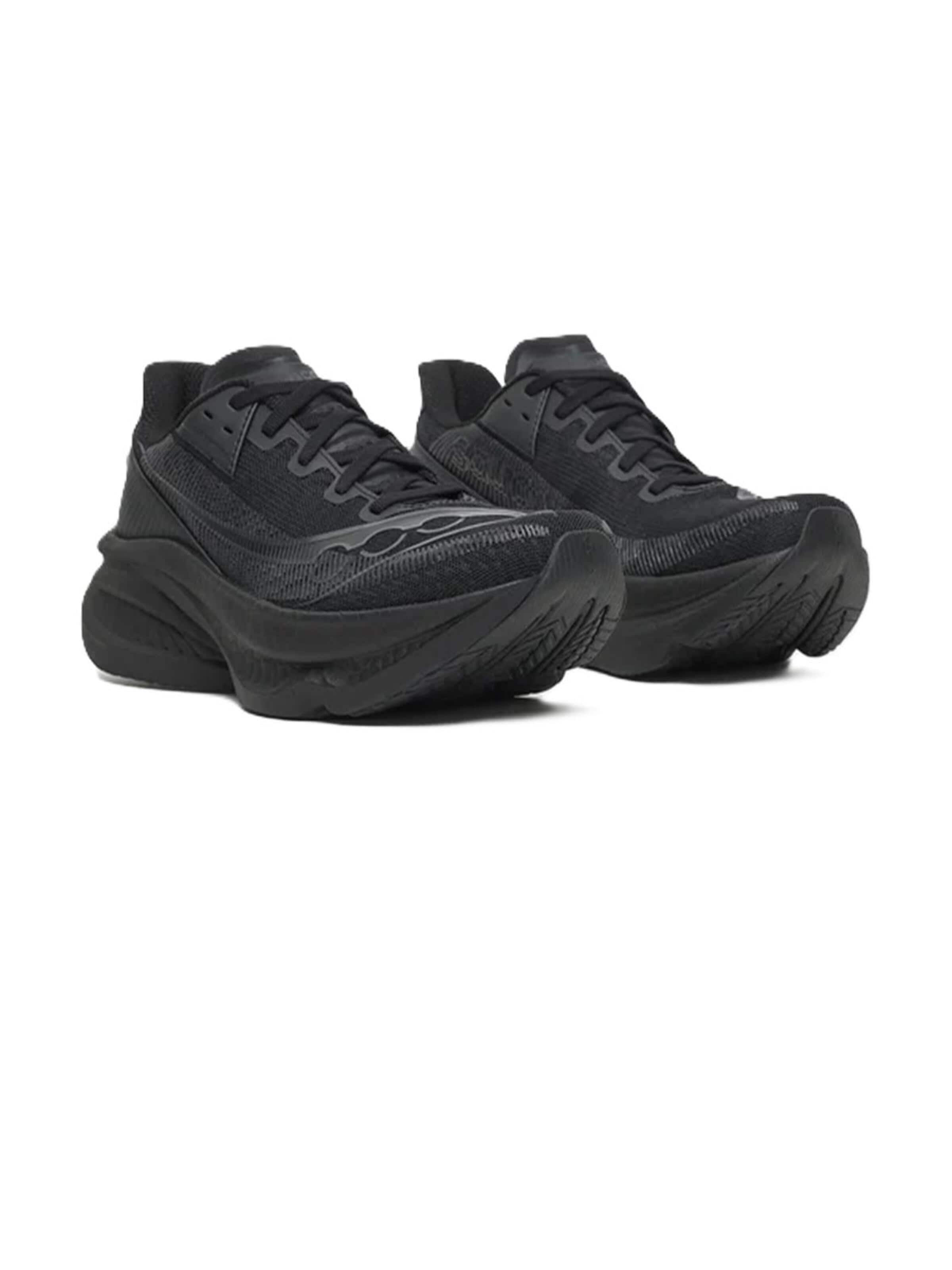 saucony Sneakers laag 'S101329-1044 ENDORPHIN AZURA TRIPLE BLACK' in Zwart