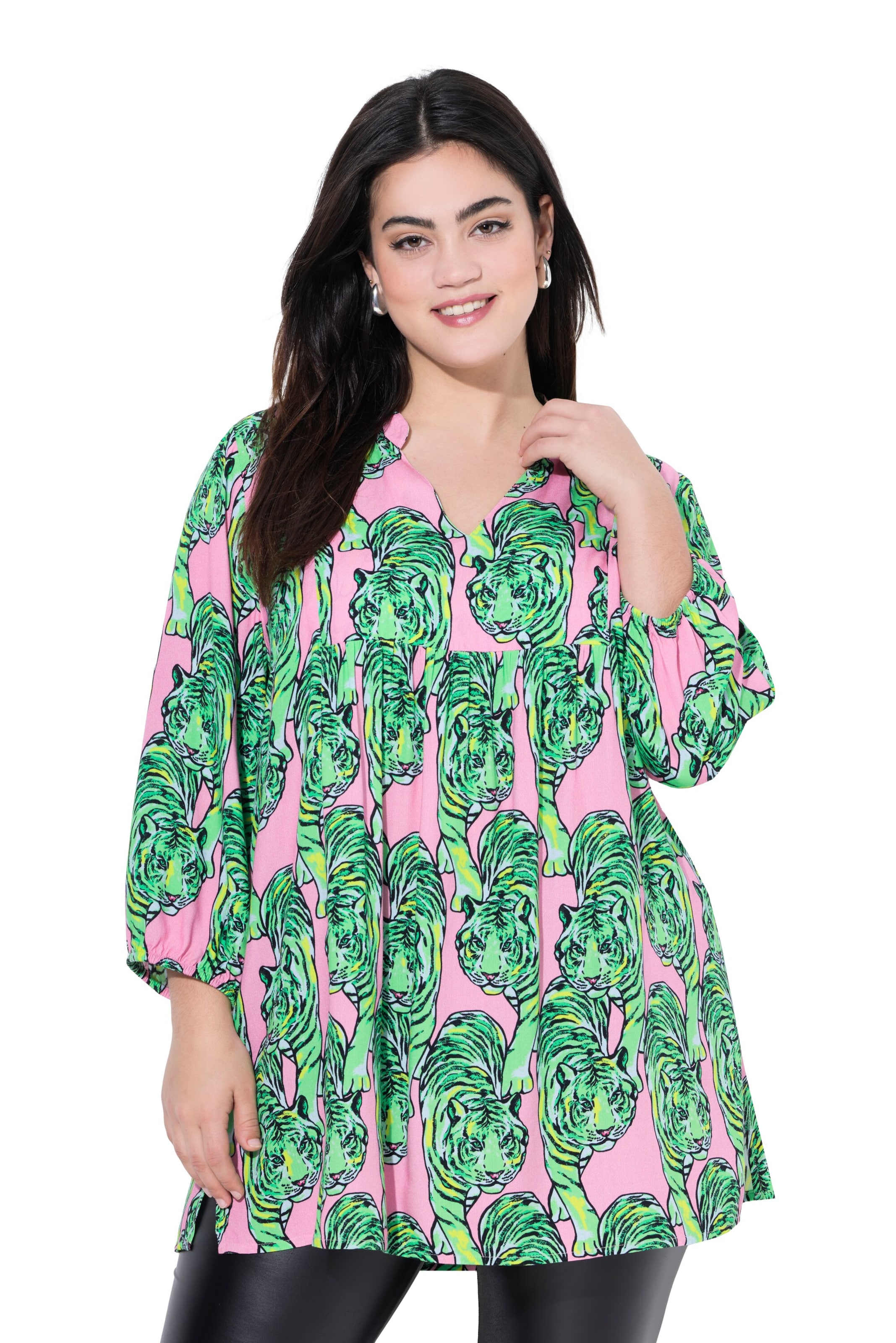 Angel of Style Tunic in Green: front