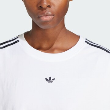T-shirt 'Adilenium Season 3' ADIDAS ORIGINALS en blanc