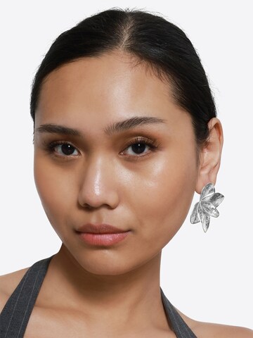 Heideman Earrings 'Silva ' in Silver: front