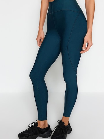 Trendyol Skinny Legíny – zelená: přední strana