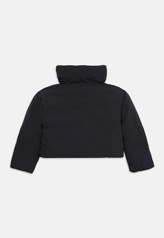ADIDAS ORIGINALS Jacke in Schwarz