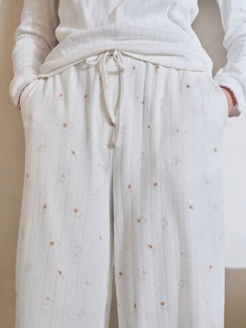 Next Пижама в Белый