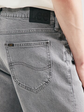 Lee - Slimfit Vaquero 'RIDER SHORT' en gris