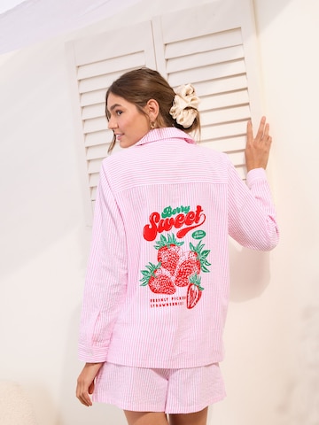 Pantaloni scurți de la Friends Like These pe roz