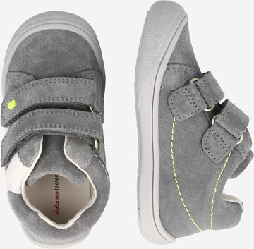 ELEFANTEN Sneaker in Grau