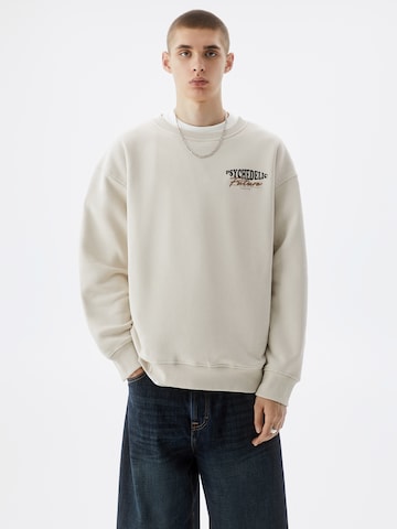 Sweat-shirt Pull&Bear en blanc : devant