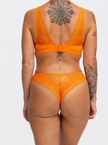 cfab (formerly creamy fabrics) String 'Tanga mit Spitze'‌ in Orange