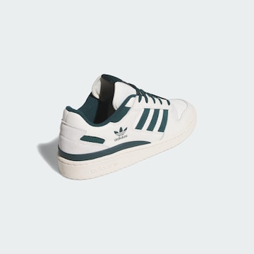 ADIDAS ORIGINALS Ниски маратонки 'Forum' в бяло