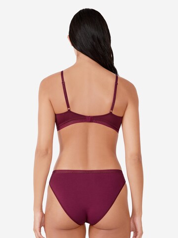 Triangolo Reggiseno 'Happily We Care' di ETAM in rosso