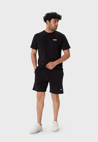 Oldskull Regular Sweatshorts 'Basic Osk' in Schwarz