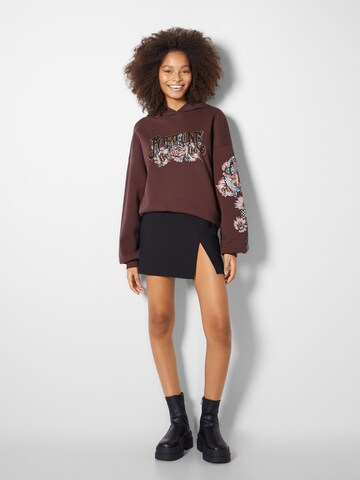 Bershka Sweatshirt in Brown