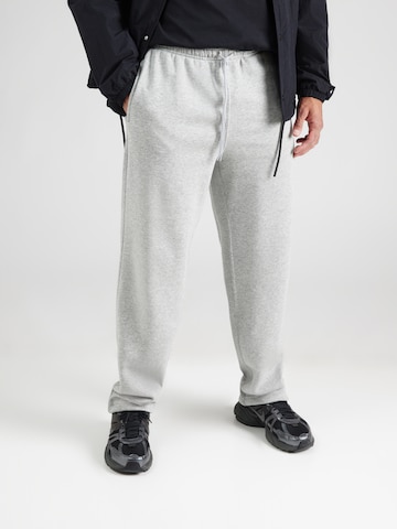 Nike Sportswear Regular Trousers 'CLUB' in Grey: front