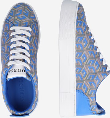 GUESS Sneaker 'Giaa' in Blau