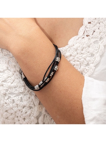 Zeeme Armband in Schwarz: Vorderseite
