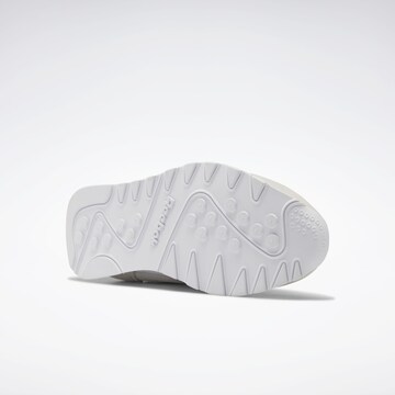 Reebok Låg sneaker 'Classic' i vit
