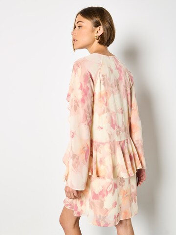 Apricot Dress in Pink