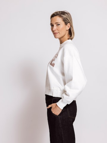 Zhrill Sweatshirt 'ZHTERA' in White