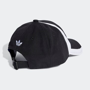 Șapcă de la ADIDAS ORIGINALS pe negru