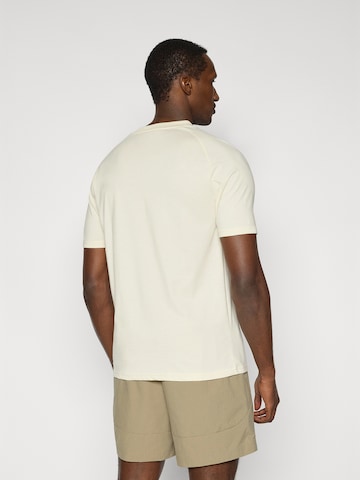 PUMA Funktionstopp 'PUMATECH' i vit