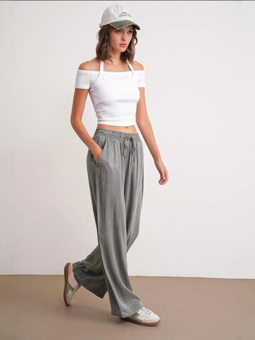 Wide leg Pantaloni di MixRay in verde